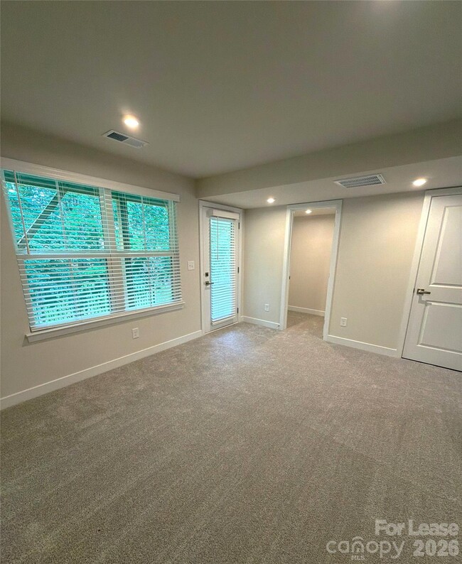 Photo - 4136 Auburn Oak Ln