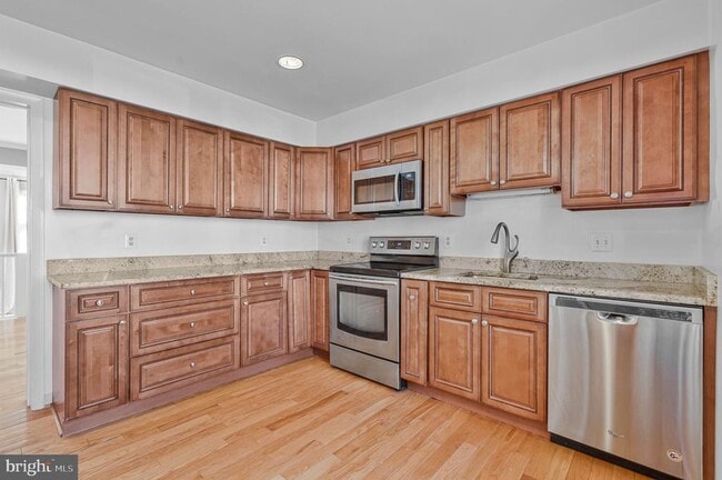 Photo - 8505 Jeffersonian Ct