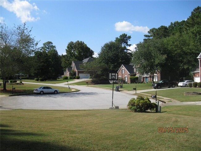 Building Photo - 1105 Wake Robin Cir SW