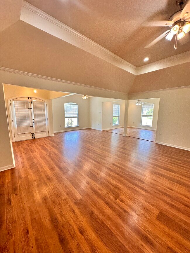 Photo - 5127 Canterdale Ave