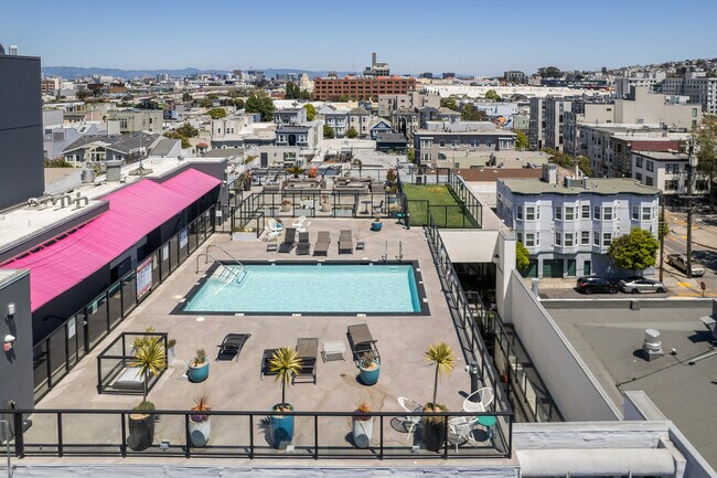 Building Photo - 1875 Mission St Unit 211