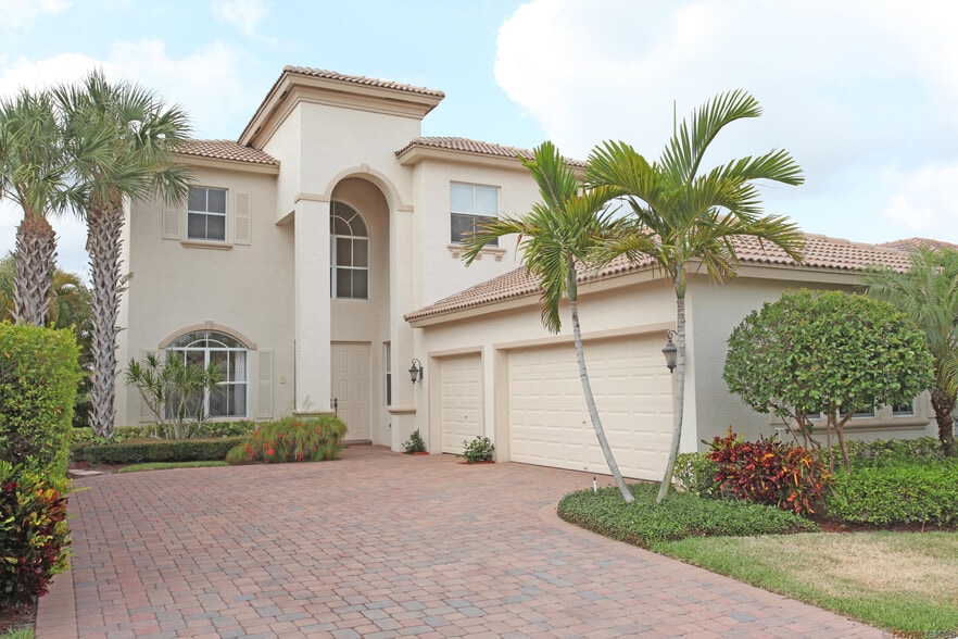 108 Via Condado Way