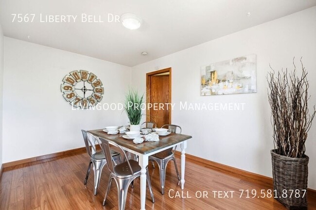 Photo - 7567 Liberty Bell Dr