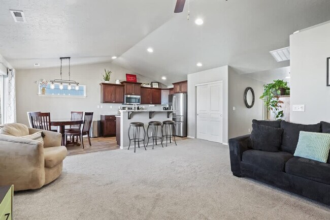 Photo - 218 Cliff Swallow Ave Unit ID1460944P