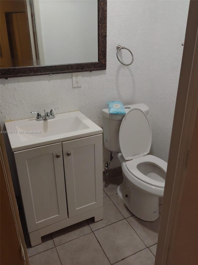1625 NW 9th Ave Unit A