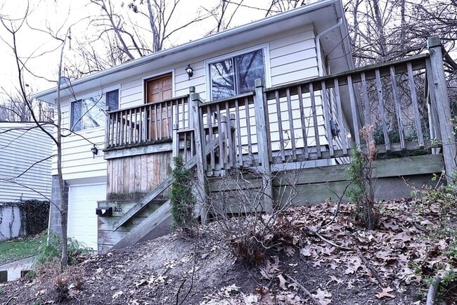 Photo - 1702 Leighton Ave