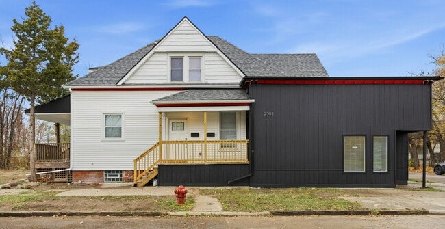 Photo - 2503 W Forest Ave