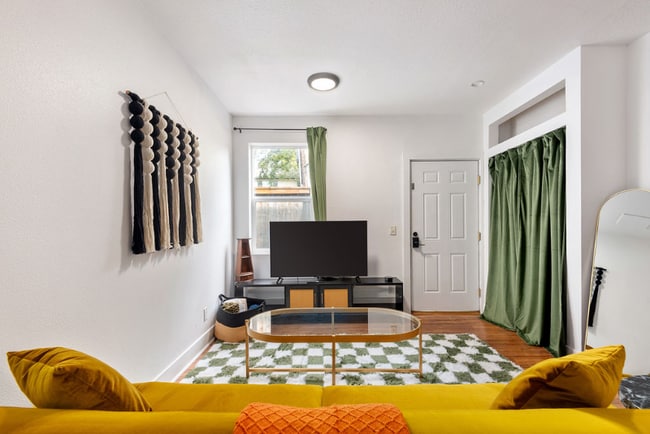 Photo - 3007 SW Multnomah Blvd Unidad 1