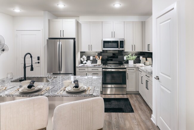 Model Kitchen - Bellamy Executive Park Apartments