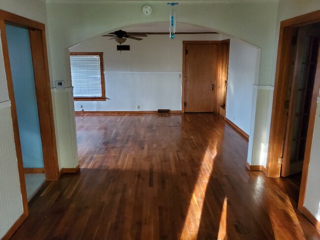 Photo - 714 N 4th St