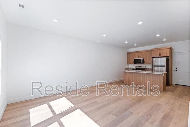 Photo - 35 N Gateway Dr