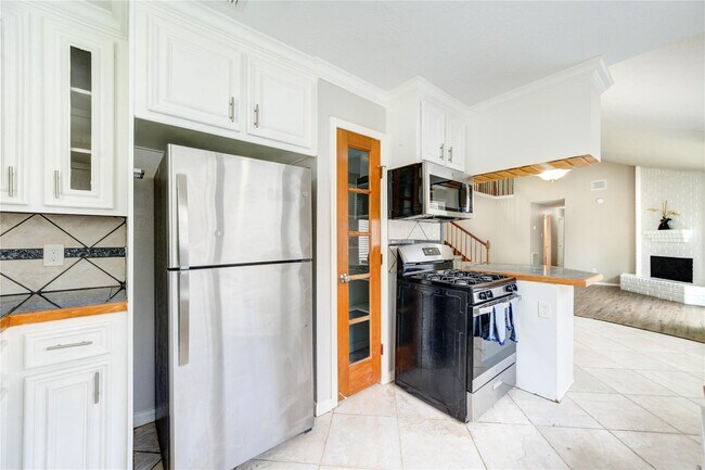 Photo - 5255 Beaverbrook Dr