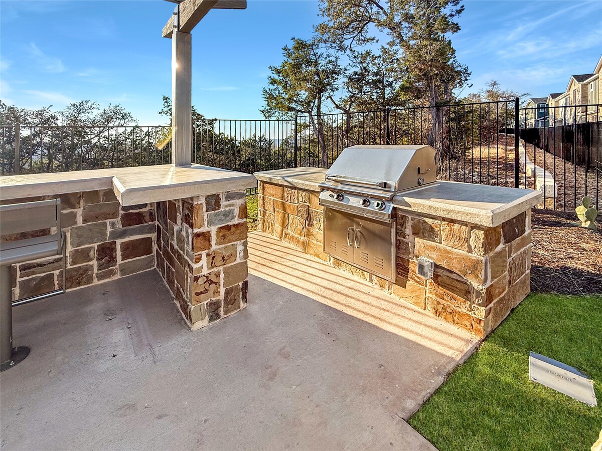 Photo - 5609 Mobeetie Lp