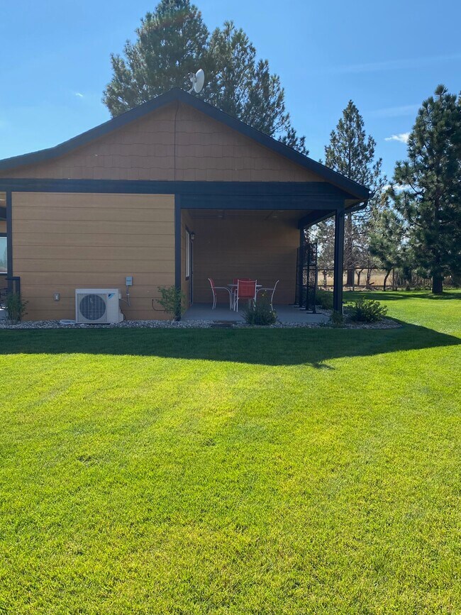 Photo - 228 Trails End