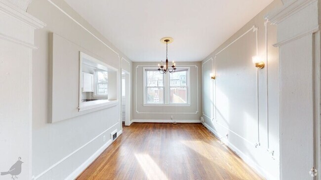 Building Photo - The Perfect Perch in Petworth! Rental