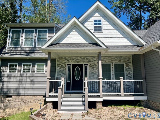 22120 Lake Jordan Landing