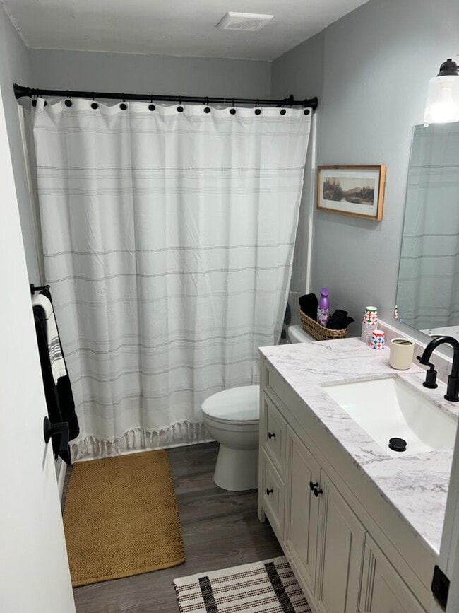 Photo - 1185 Fond du Lac Ave Unit 1185 A