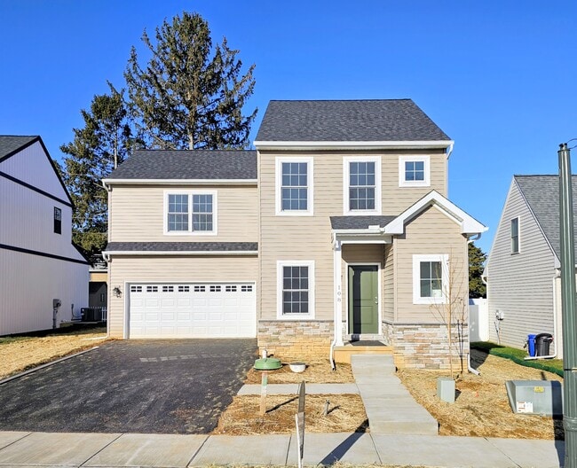 Building Photo - 108 Meadows Bnd