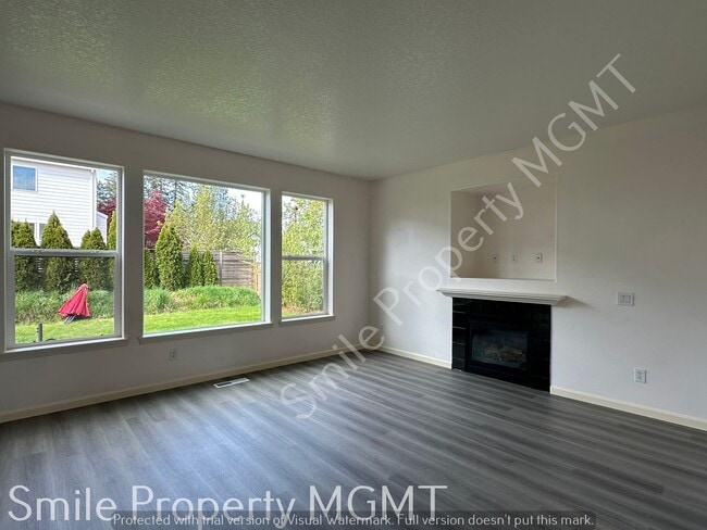 Photo - A beautiful 2-story single house in Clackamas.