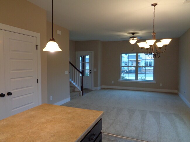 Photo - Town home for rent! Available to View with 48 Hour Notice!!!