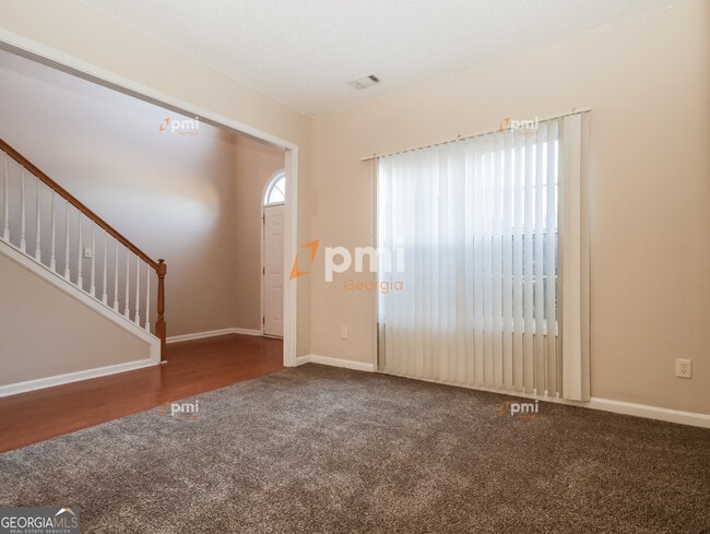 Photo - 1311 Vine Cir