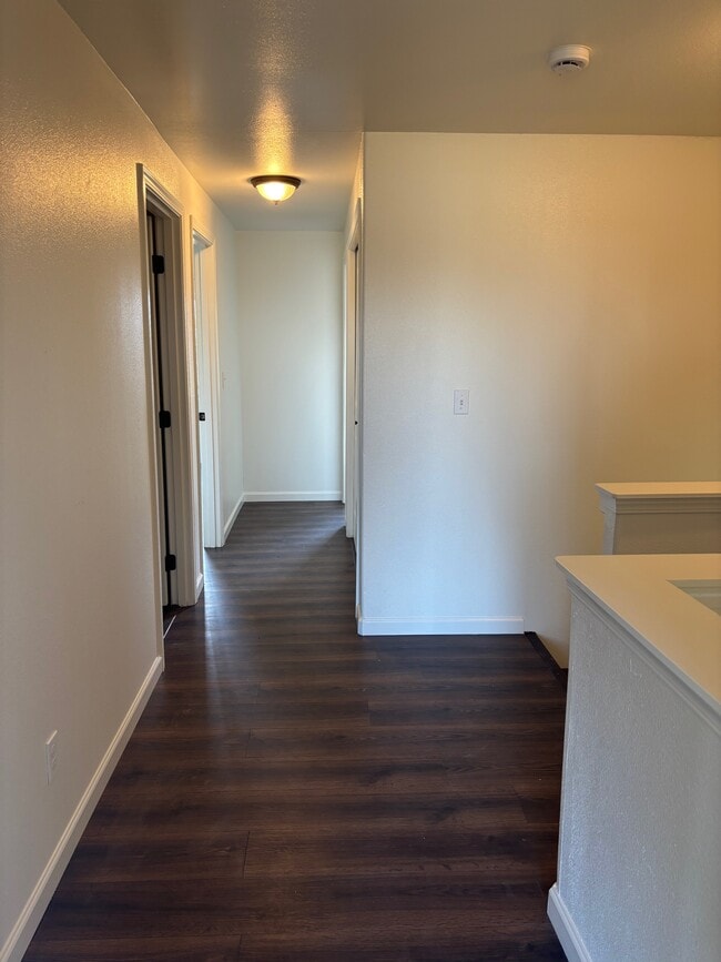 Photo - 2010 Cypress Ct Unit 2008