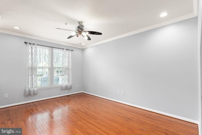 Photo - 2900 Lomond Pl