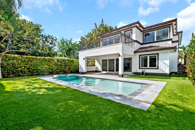 Photo - 429 SW 23rd Rd Casa