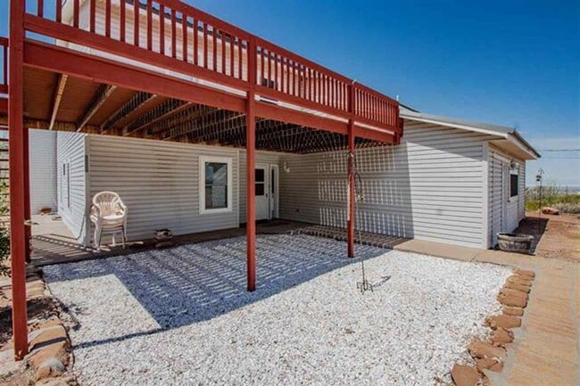 Photo - Home With All The Right Views!
