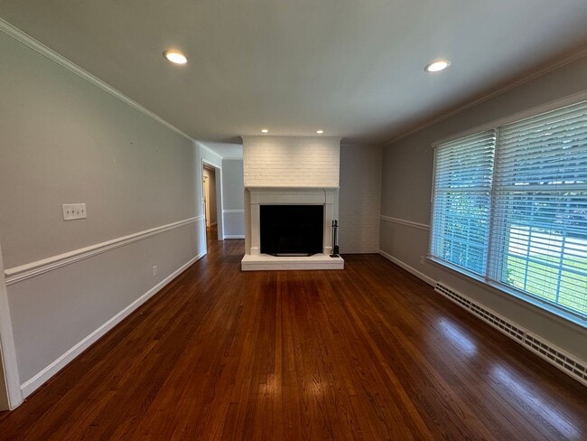 Photo - 3109 Kinnamon Rd