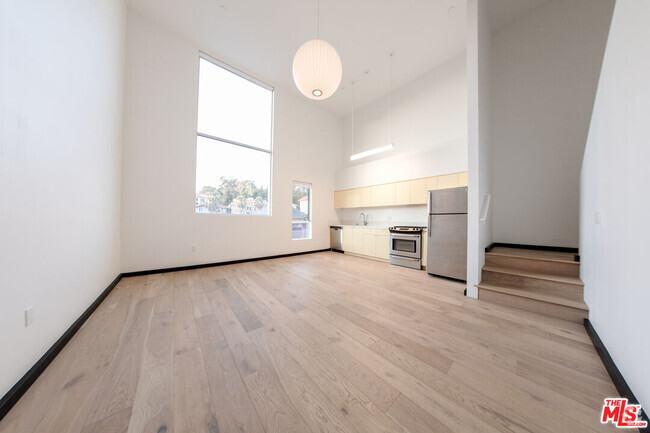Building Photo - 1313 W Sunset Blvd Unit 304 Rental
