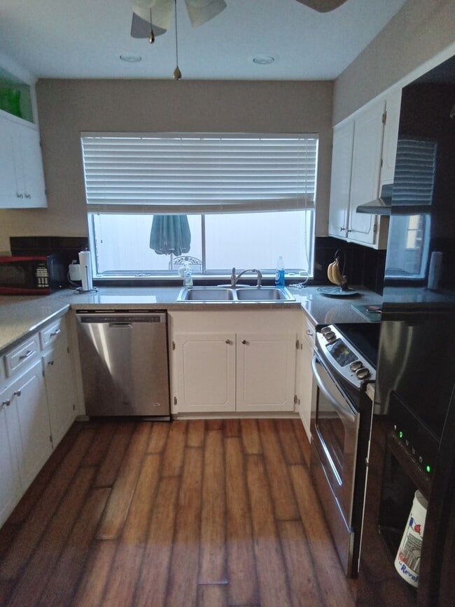 Photo - ***Broadmoor / Anderson Island Area***