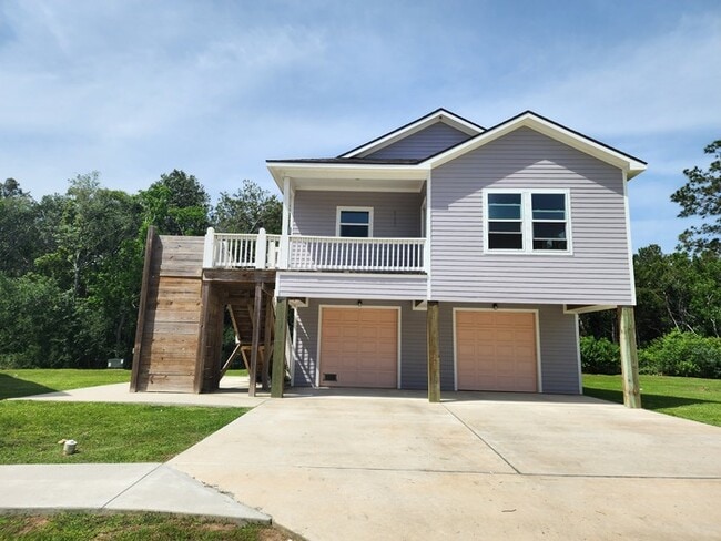 3/2/2-on a Cul De Sac-Ready for move in - 3/2/2-on a Cul De Sac-Ready for move in House