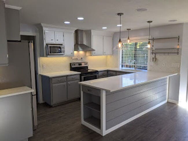 Updated 3-Bedroom, 2.5-Bath Home ~ Solid S... - Updated 3-Bedroom, 2.5-Bath Home ~ Solid S...