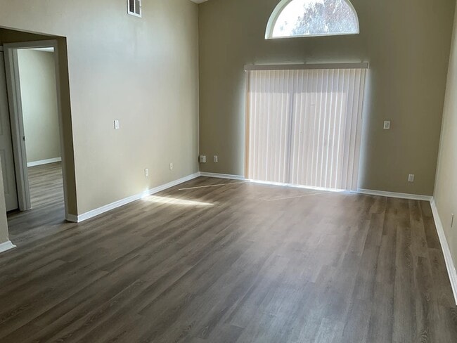 Photo - 1624 Elmstead Ct