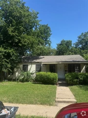 Building Photo - 3129 Summer Ave Rental