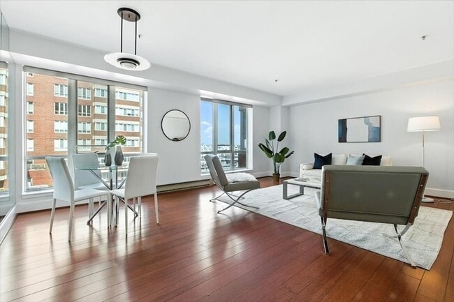 Building Photo - 197 8th St Unit 501