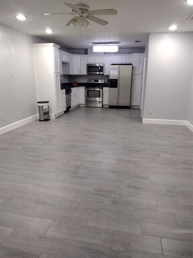 Photo - 7514 Wovenwood Ln