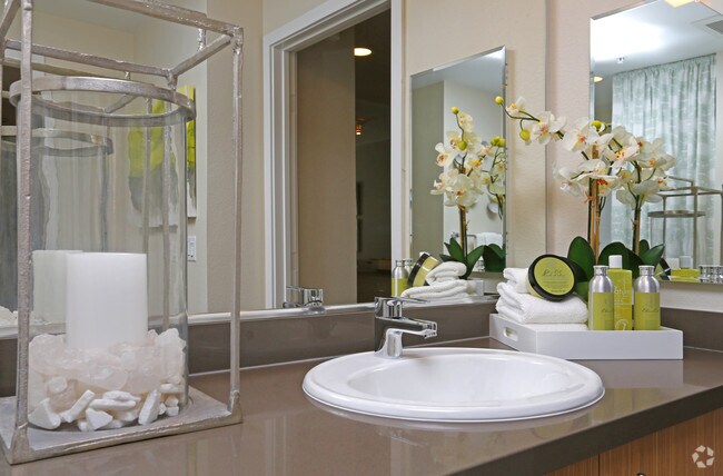 Photo - Domus on the Boulevard