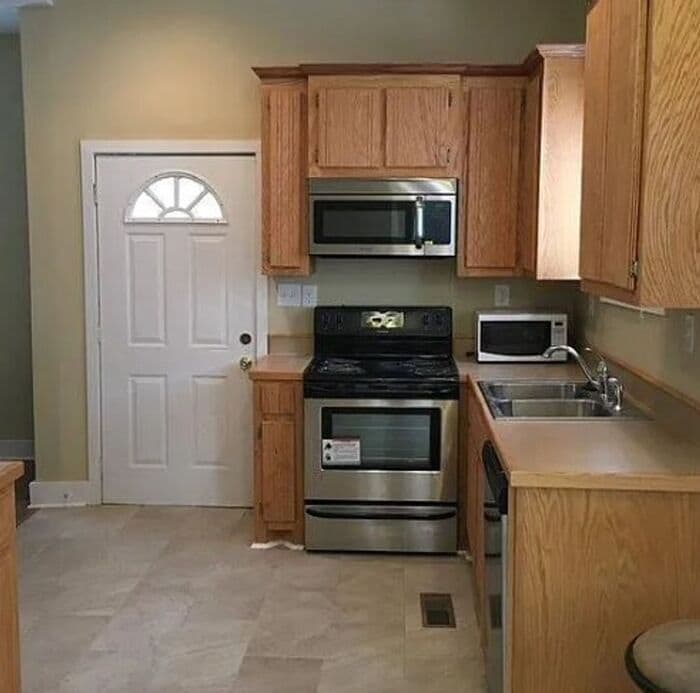 Photo - 139 Alexander St