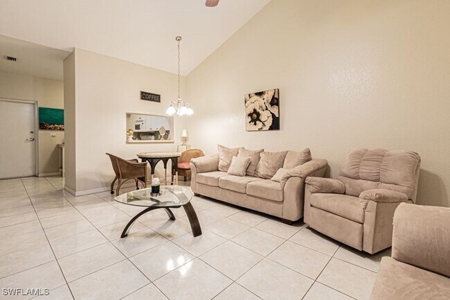 Photo - 8416 Bernwood Cove Loop Unidad 1602