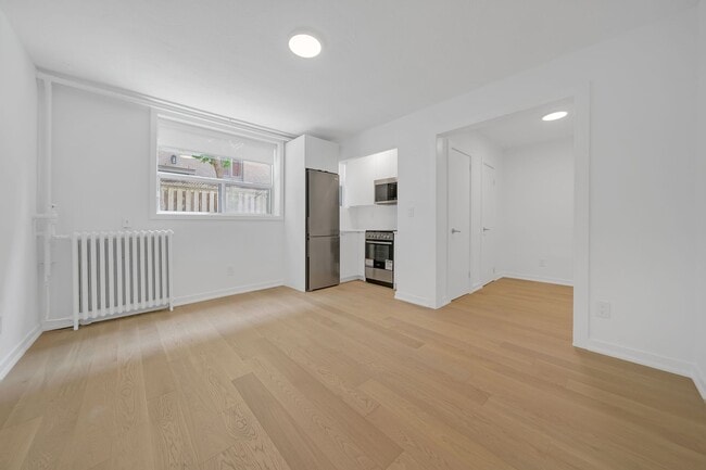 Photo - 26 Balmoral Ave Unité 204