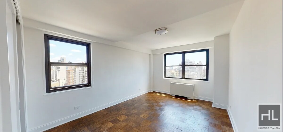 Photo - E 16 ST Unidad 17G