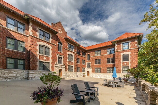 Photo - 7515 Buckingham Dr Unit 2S