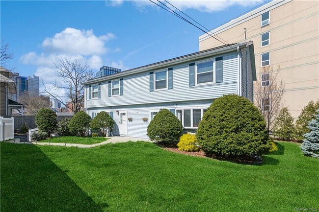 Photo - 45 Lafayette St