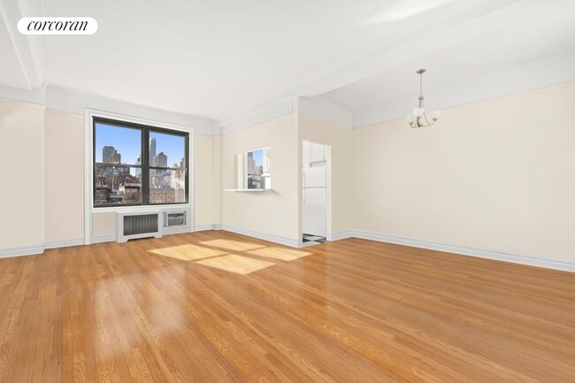 Photo - 140 W 79th St Apartamento