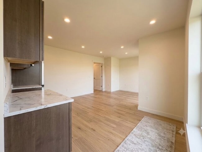 Photo - 881 Kimball Ln Unit 881-104