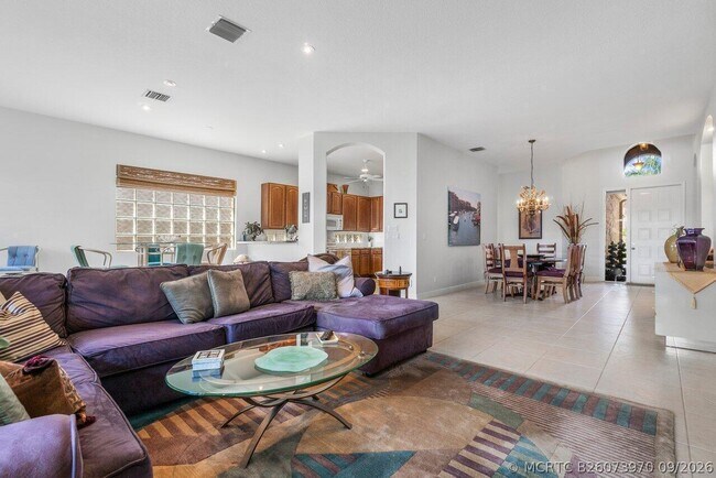 5540 Via De La Plata Cir