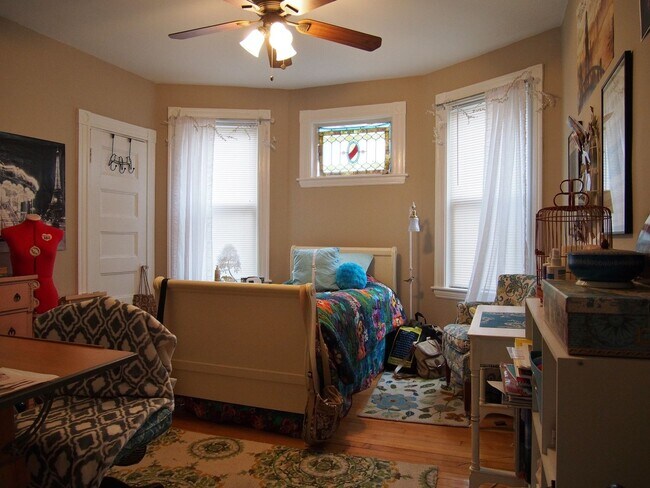 Photo - Perfect Mission Hill 4 Bed