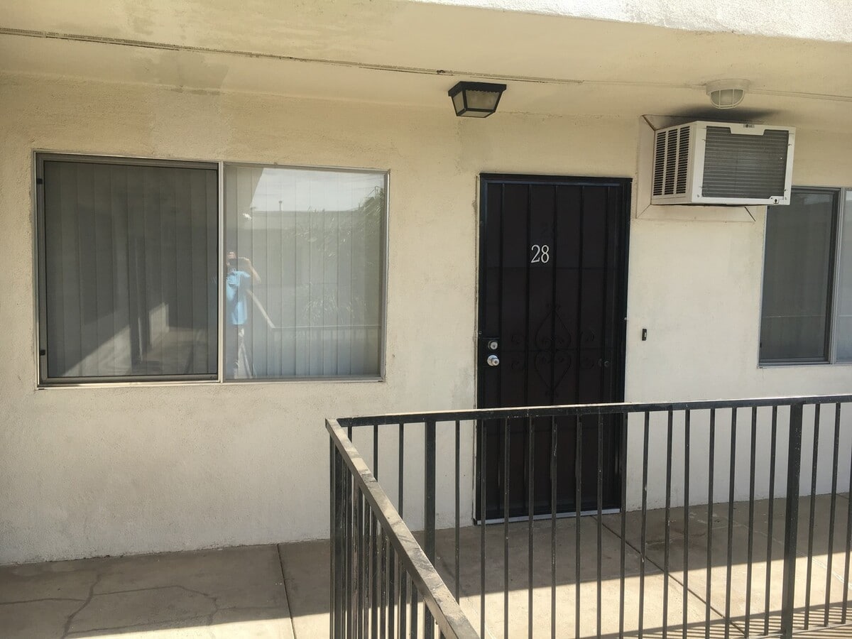 Photo - Cedarwood Apartments